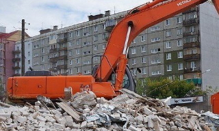 Вывоз строительного мусора с участка в Мытищах недорого от 1536 руб. | ИП Садыков В. Р.